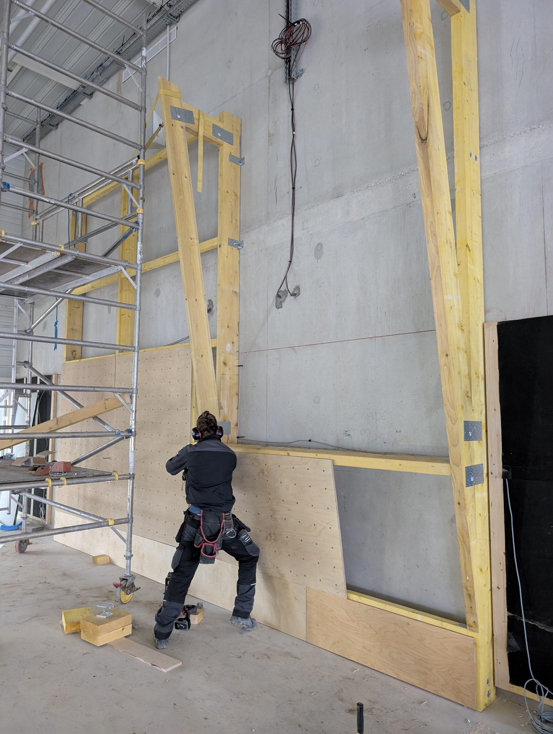 fabrication SAE mur escalade bloc