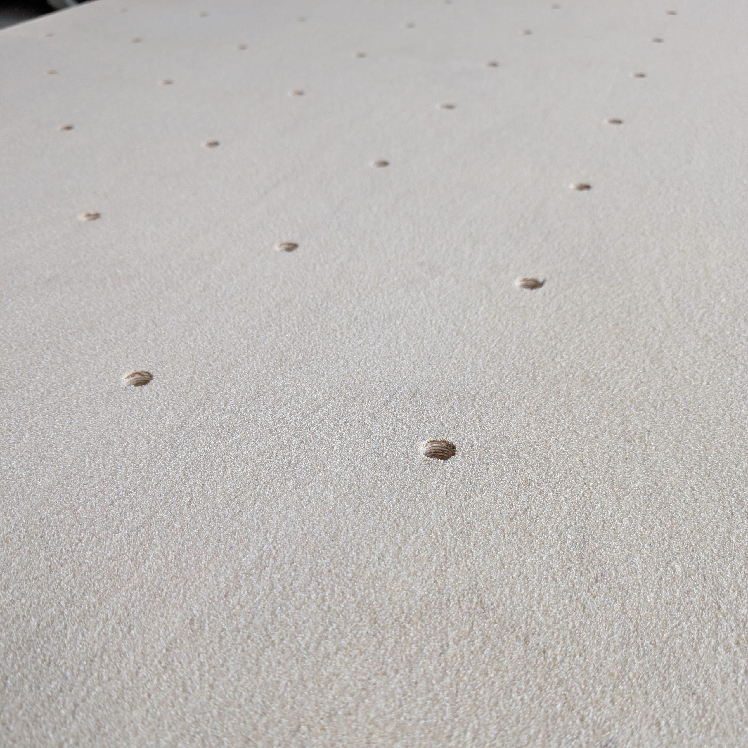 fabrication mur escalade panneau contre-plaqué bouleau avec grip et inserts